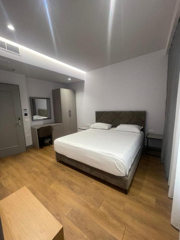 Superior Double Room image 1