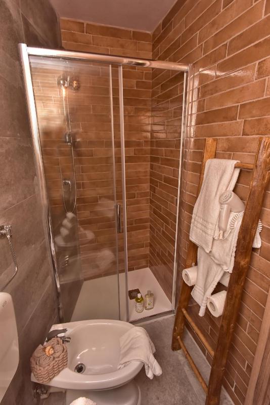 Casa Vacanze Tra I Monti e San Martino - image 45