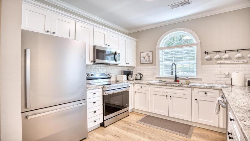 1111 Cypress Bend condo - image 6