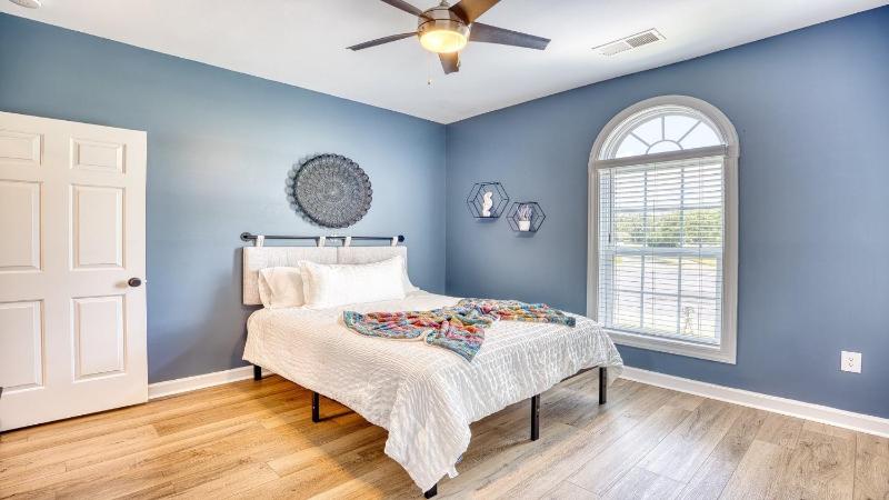 1111 Cypress Bend condo - image 10