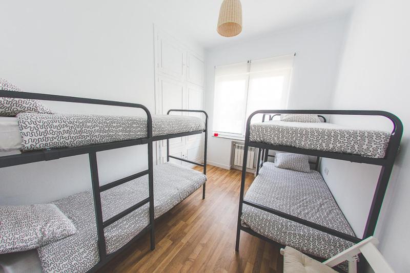 Bed in 4-Bed Mixed Dormitory Room image 2