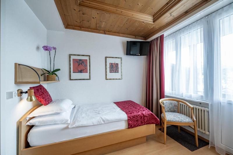 Standard Single Room image 1