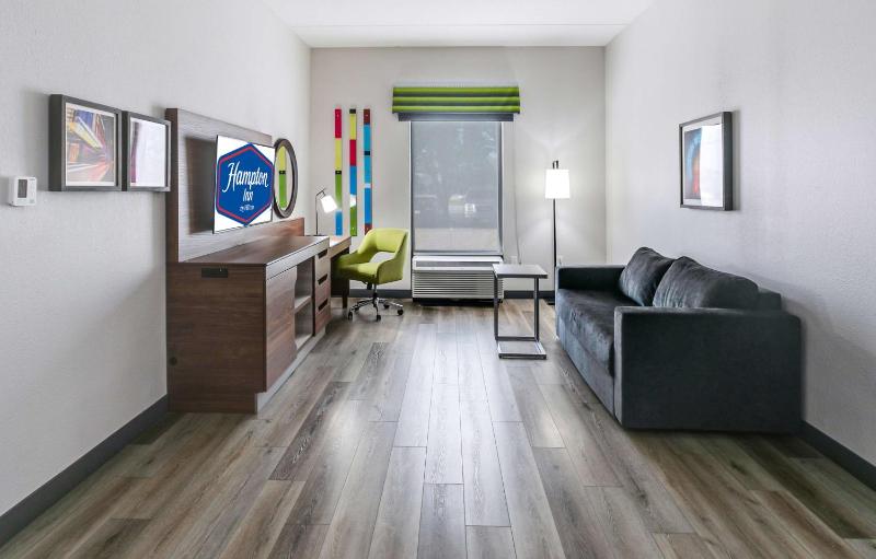 King Room - Mobility Access/Non-Smoking image 1