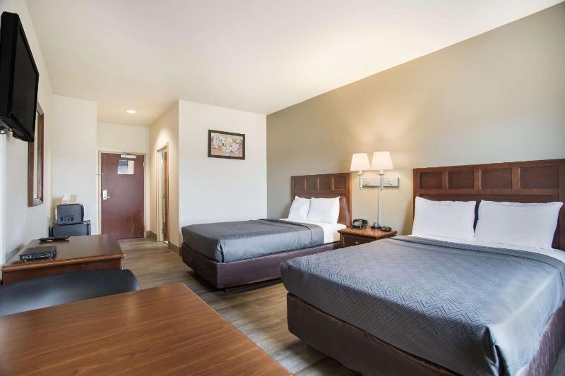 Double Room with Two Double Beds - Non-Smoking image 1