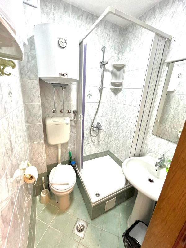 Double Room with Extra Bed image 1