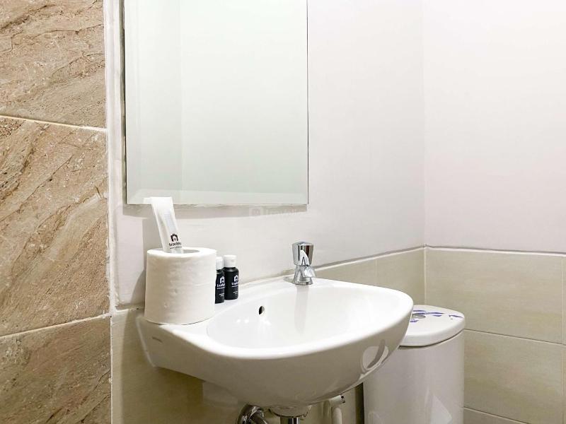 Homey and Well Design Studio Transpark Juanda Bekasi Timur Apartment By Travelio - image 6
