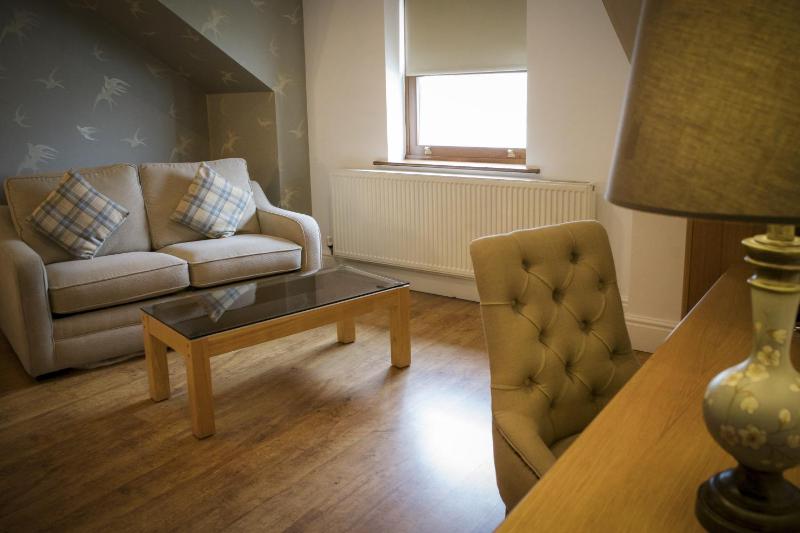 Luxury Family Room image 2