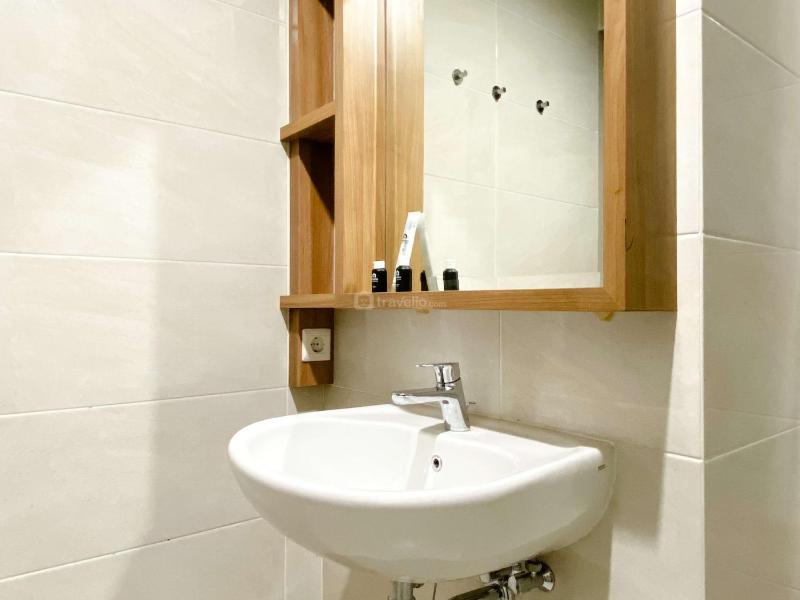 Big Studio at Apartment Mustika Golf Residence By Travelio - image 14