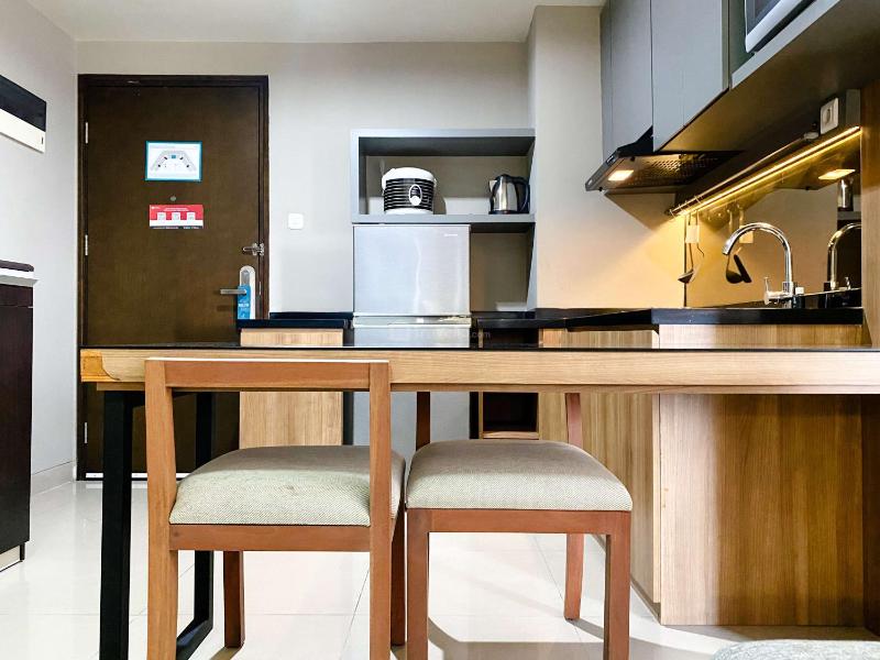 Big Studio at Apartment Mustika Golf Residence By Travelio - image 8