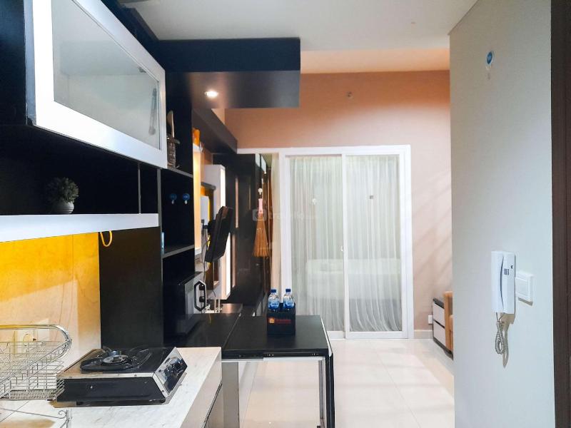 Brand New and Good Simply 1BR at Uttara The Icon Apartment By Travelio - image 14