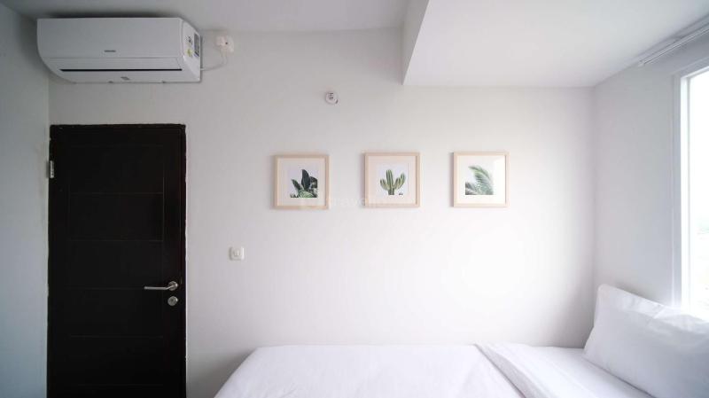Compact and New 2BR Apartment at Suncity Residence By Travelio - image 11