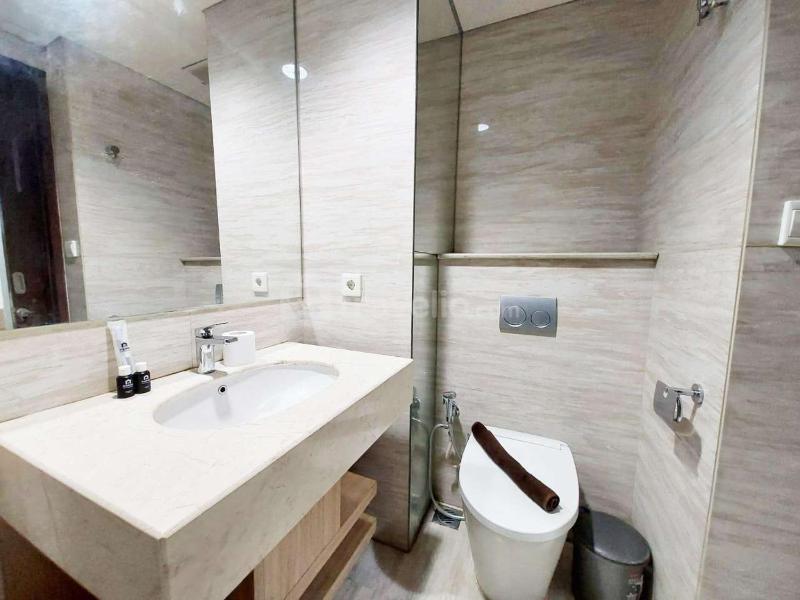 Modern Look 1BR at Uttara The Icon Apt By Travelio - image 11
