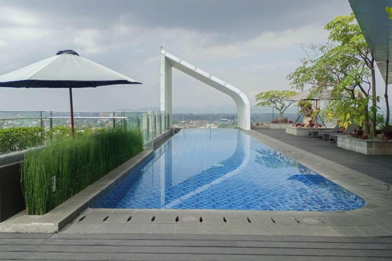 Brand New and Good Simply 1BR at Uttara The Icon Apartment By Travelio - image 10