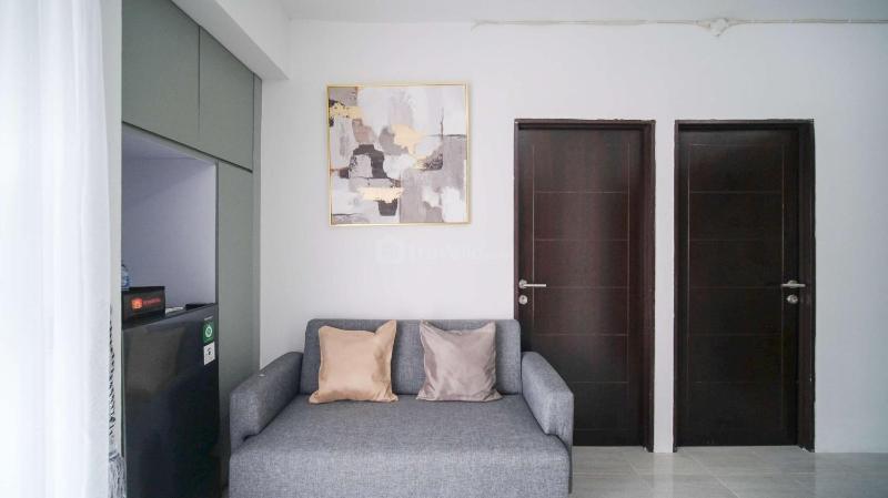 Compact and New 2BR Apartment at Suncity Residence By Travelio - image 9
