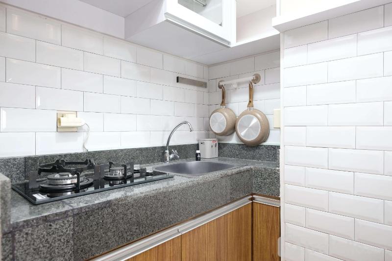 Best Deal and Comfortable 2BR Transpark Cibubur Apartment near Mall By Travelio - image 2