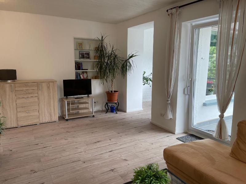 Apartment 1 with Balcony image 2