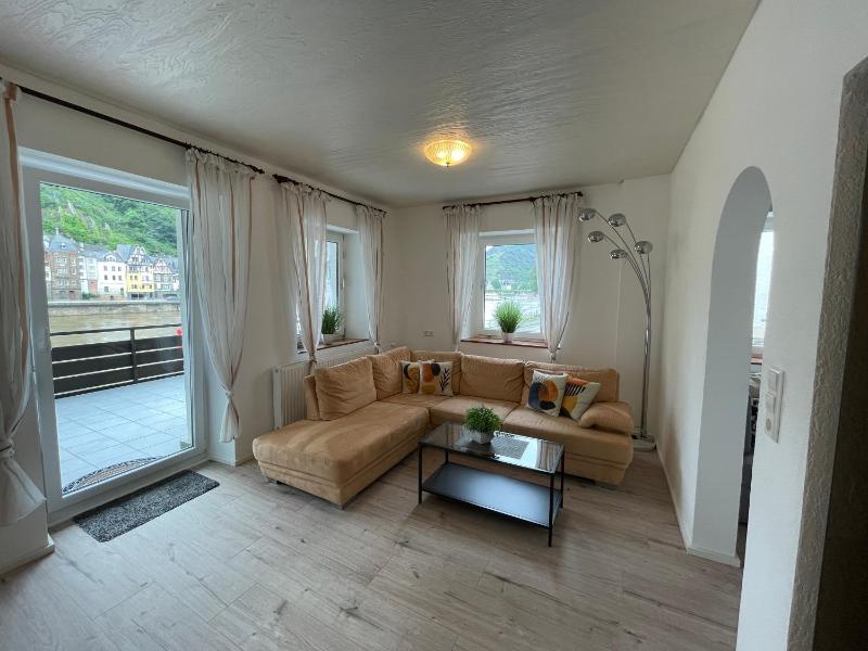 Apartment 1 with Balcony image 1