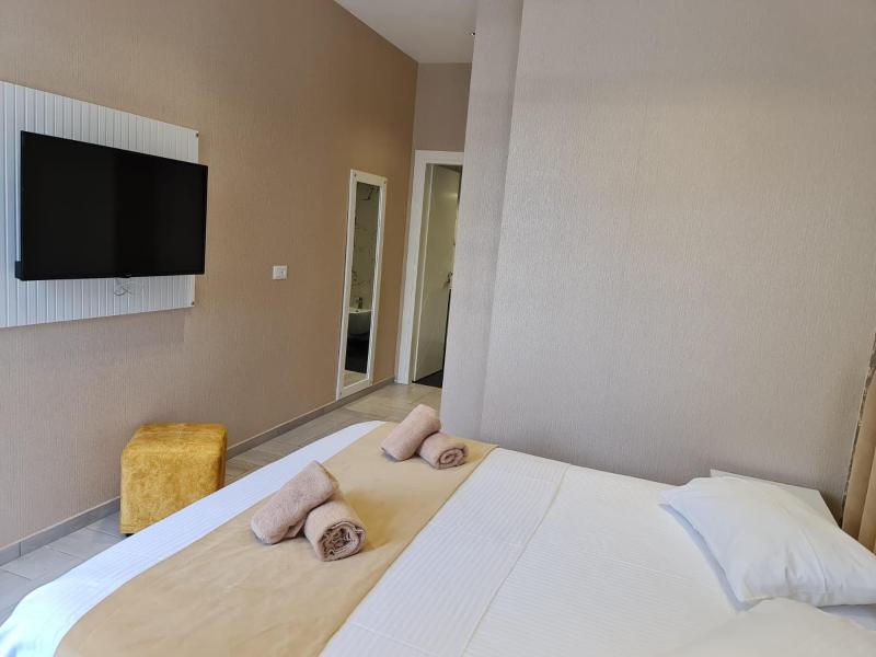Sazani Hotel & Apartments - image 15