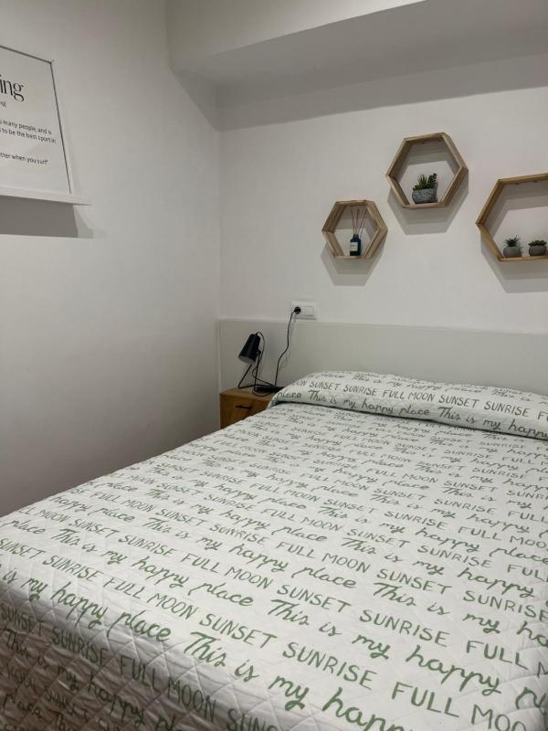 Pension Angelines Sneuu Hostel Santander - image 28