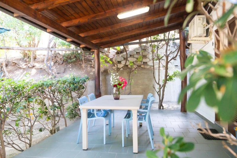 Two-Bedroom Bungalow image 1