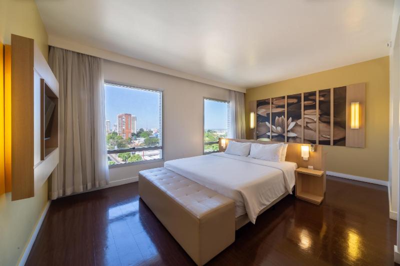 Mercure Hotel Manaus - image 11