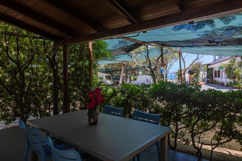 Two-Bedroom Bungalow image 3