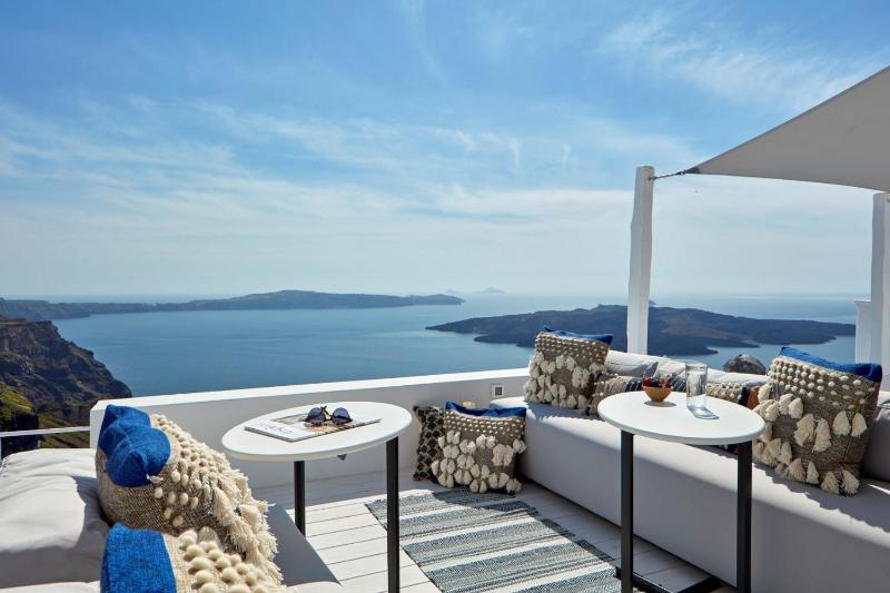 Two-Bedroom Villa image 2