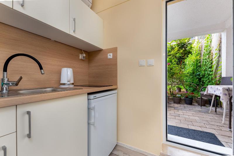 Apartment - Ground Floor image 4
