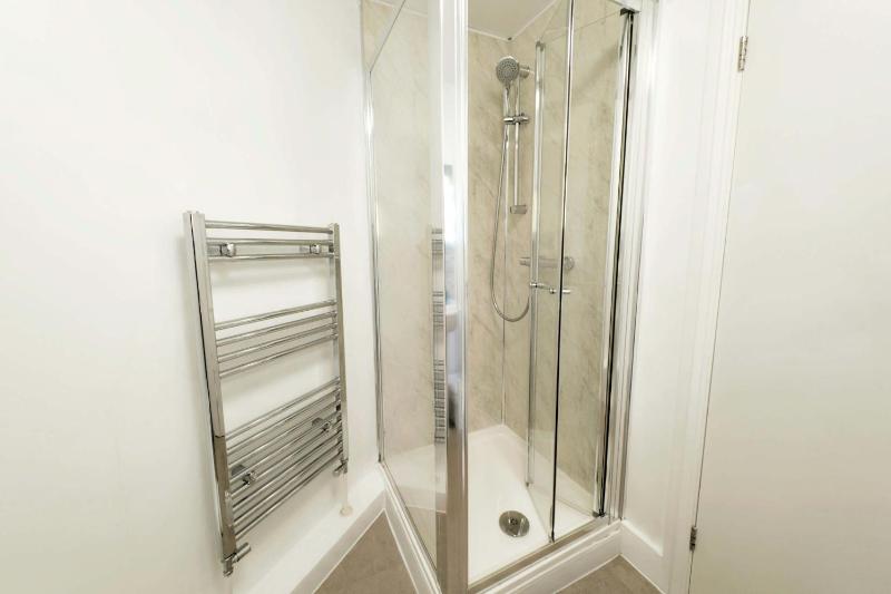 Double Room with Private Bathroom image 2