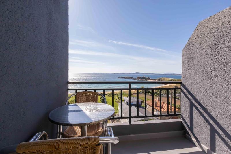 Double or Twin Room with Sea View image 1