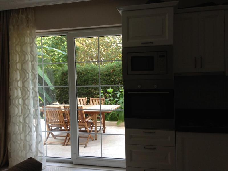 Junior Suite with Garden View image 2