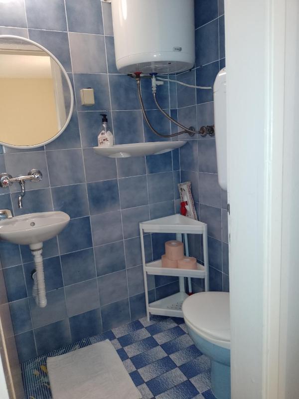 Double Room image 4