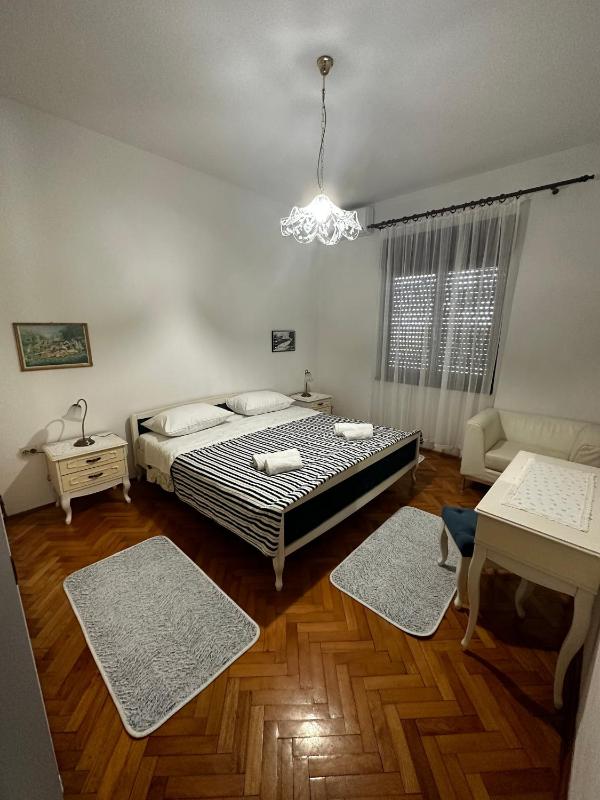 Apartments with a parking space Kastel Stafilic Kastela - 22710 - image 9