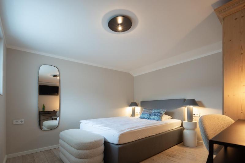 Single Room image 1
