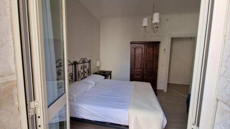 Suite Apartment image 1