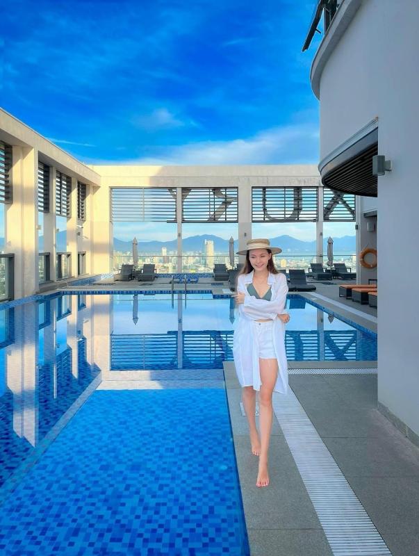 Luxury Apartment in Beach Front Building - image 14