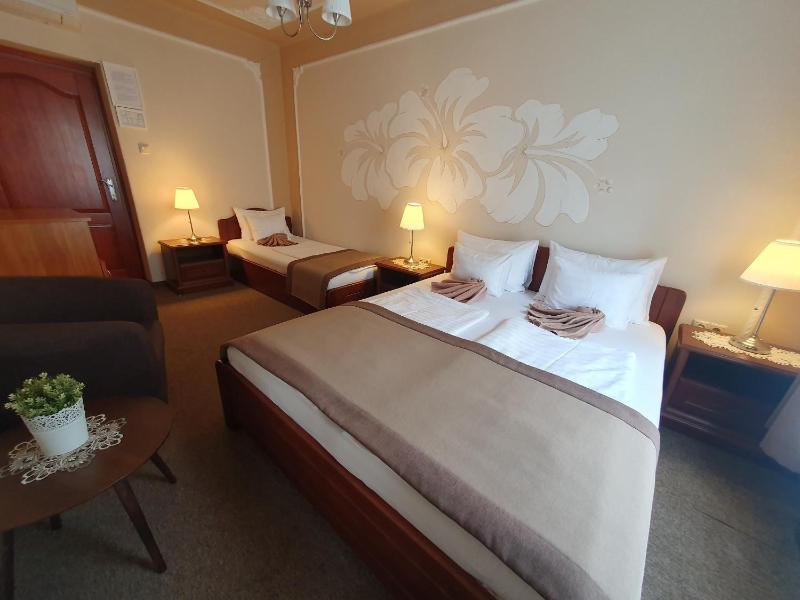 Triple Room image 3