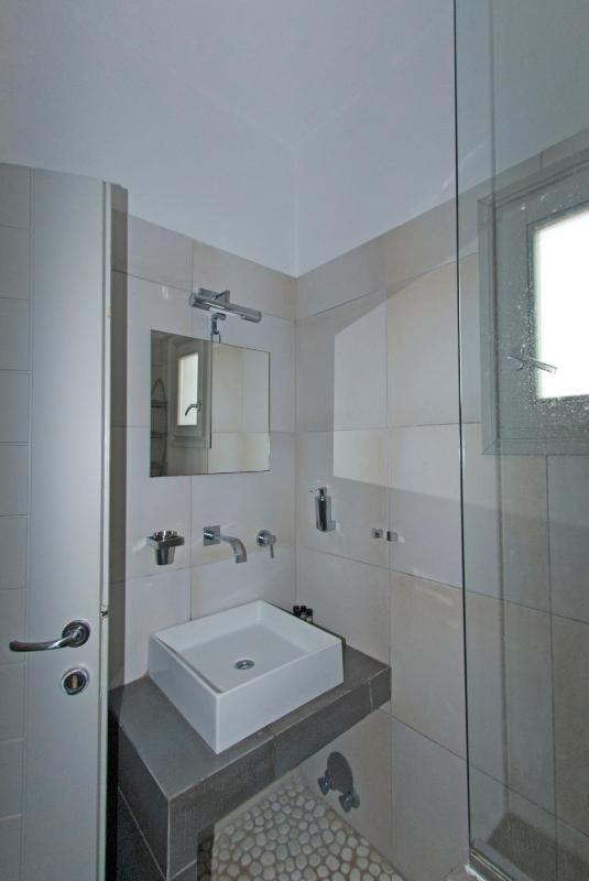 Deluxe Double Room image 2