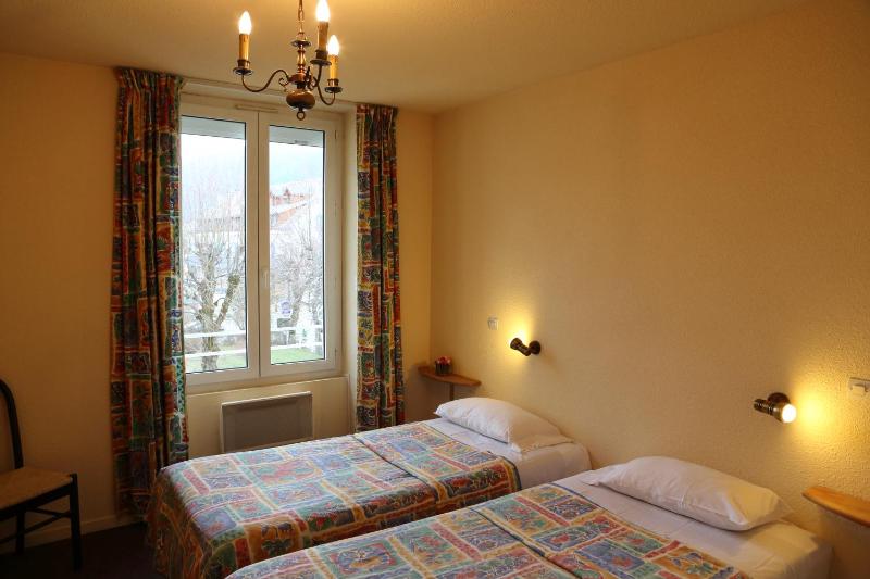 Apartment with Queen Bed image 4