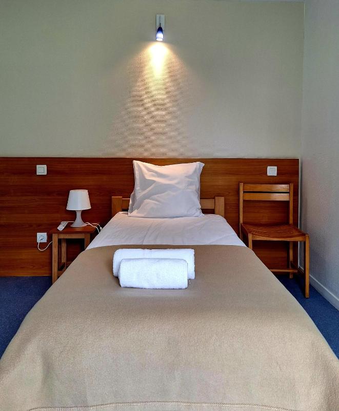 Single Room image 3
