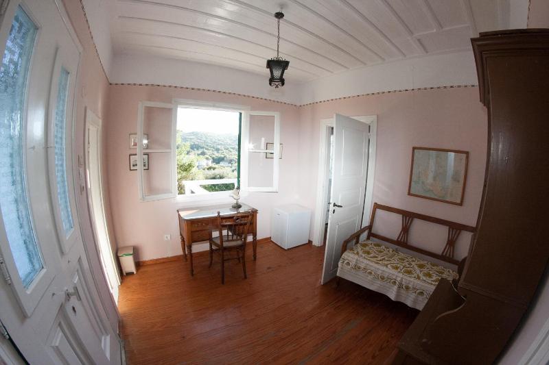 Three-Bedroom House image 4
