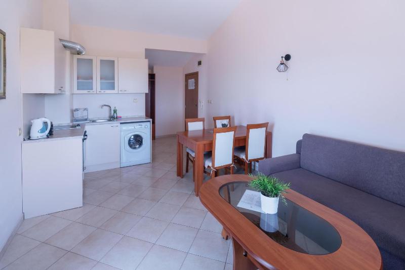 Sunrise Apartments - image 26