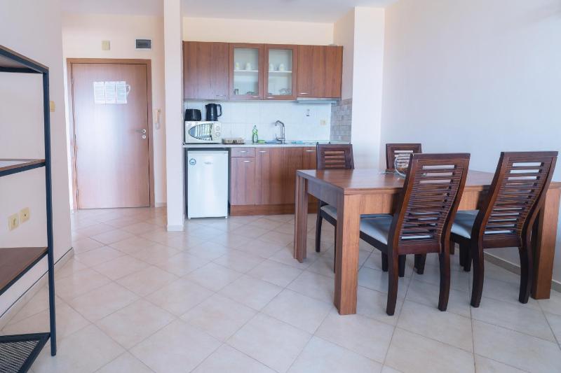 Sunrise Apartments - image 34