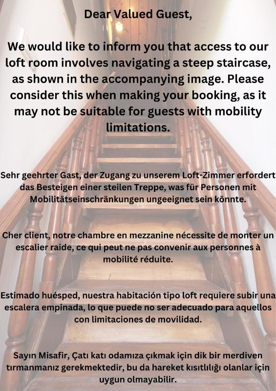 Quadruple Room with Balcony image 1