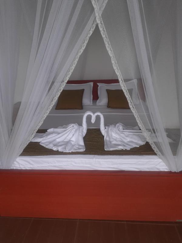 Ella floating view - image 43