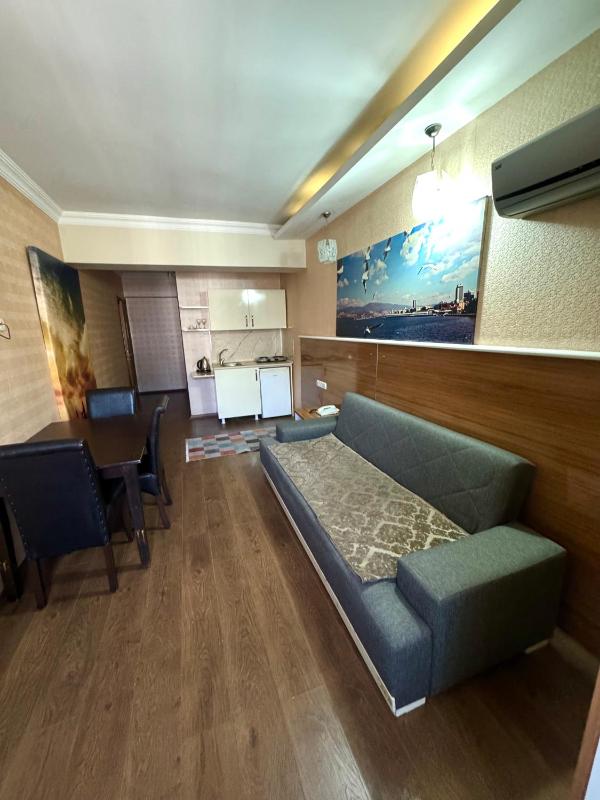 Deluxe Suite image 4