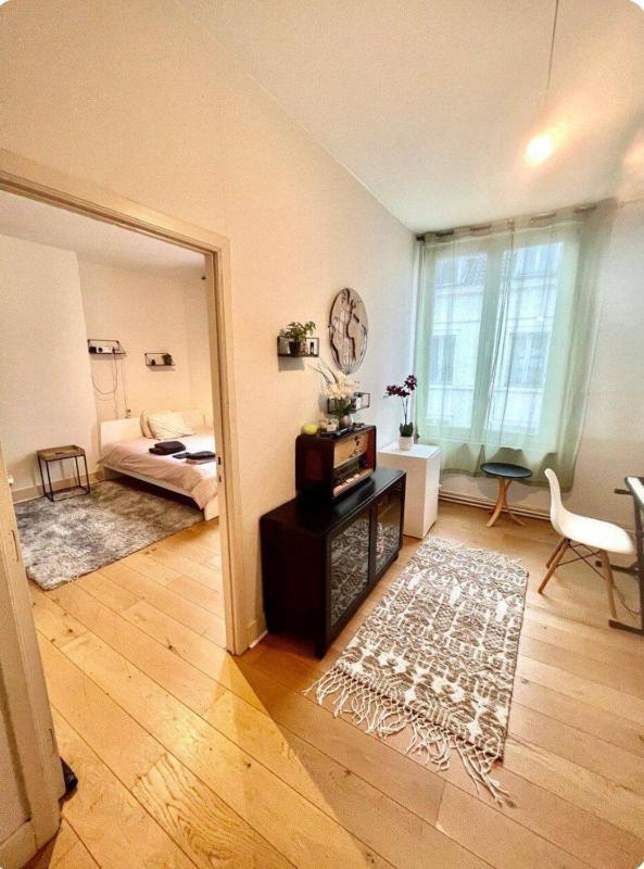 Place de la liberté 2 bedroom apartment Images