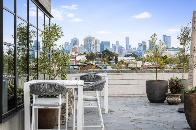 Richmond Apartments with Urban Rest - image 13