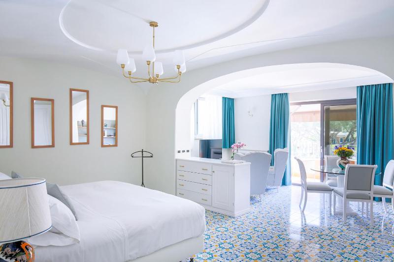 Executive Suite image 1