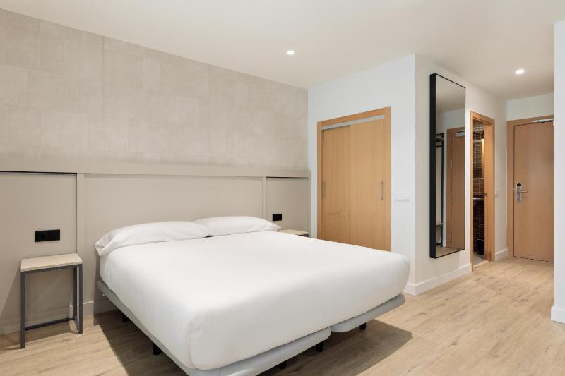 Aparthotel Xic - image 21